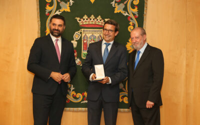 Recibimos la Placa de Honor de la Provincia de Sevilla