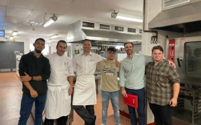 Jóvenes de la Fundación Cruzcampo inician sus experiencias laborales con reconocidos chefs y hosteleros
